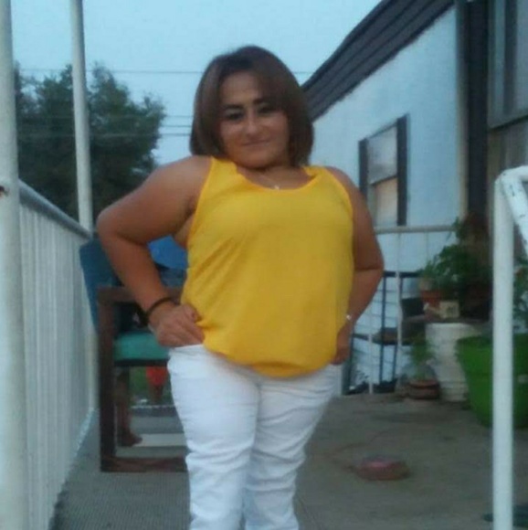 Meet your Posher, Maria - Picture 2 of 8